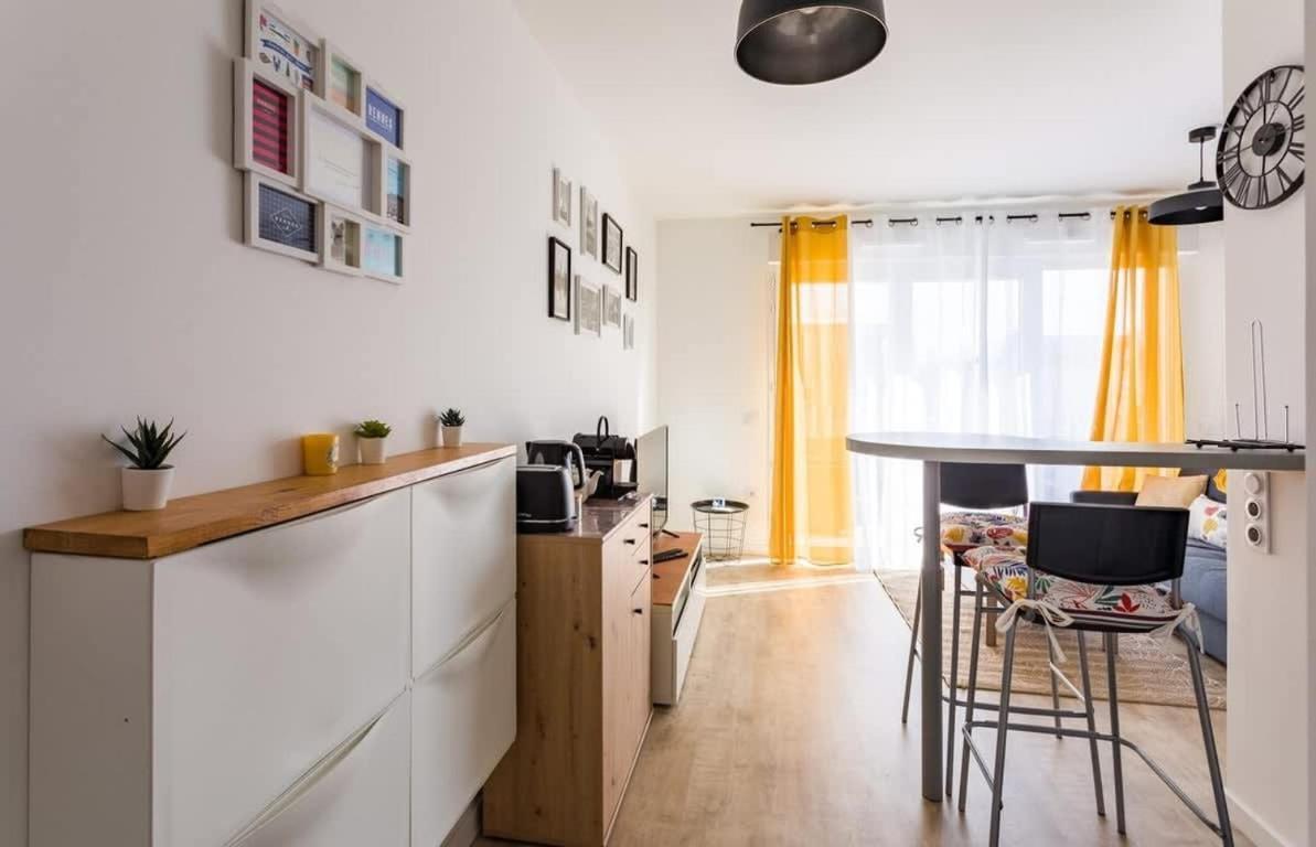 L'Ivoire - Joli Appartement - 1 Chambre Avec Rennes Exterior foto